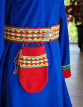 Last inn bildet i Galleri-visningsprogrammet, Elle Belteveske - Strikkeoppskrift