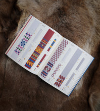 Last inn bildet i Galleri-visningsprogrammet, Sápmi strikk - en reise i garn og farger