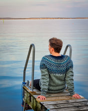 Last inn bildet i Galleri-visningsprogrammet, Kyst Genser - Strikkeoppskrift
