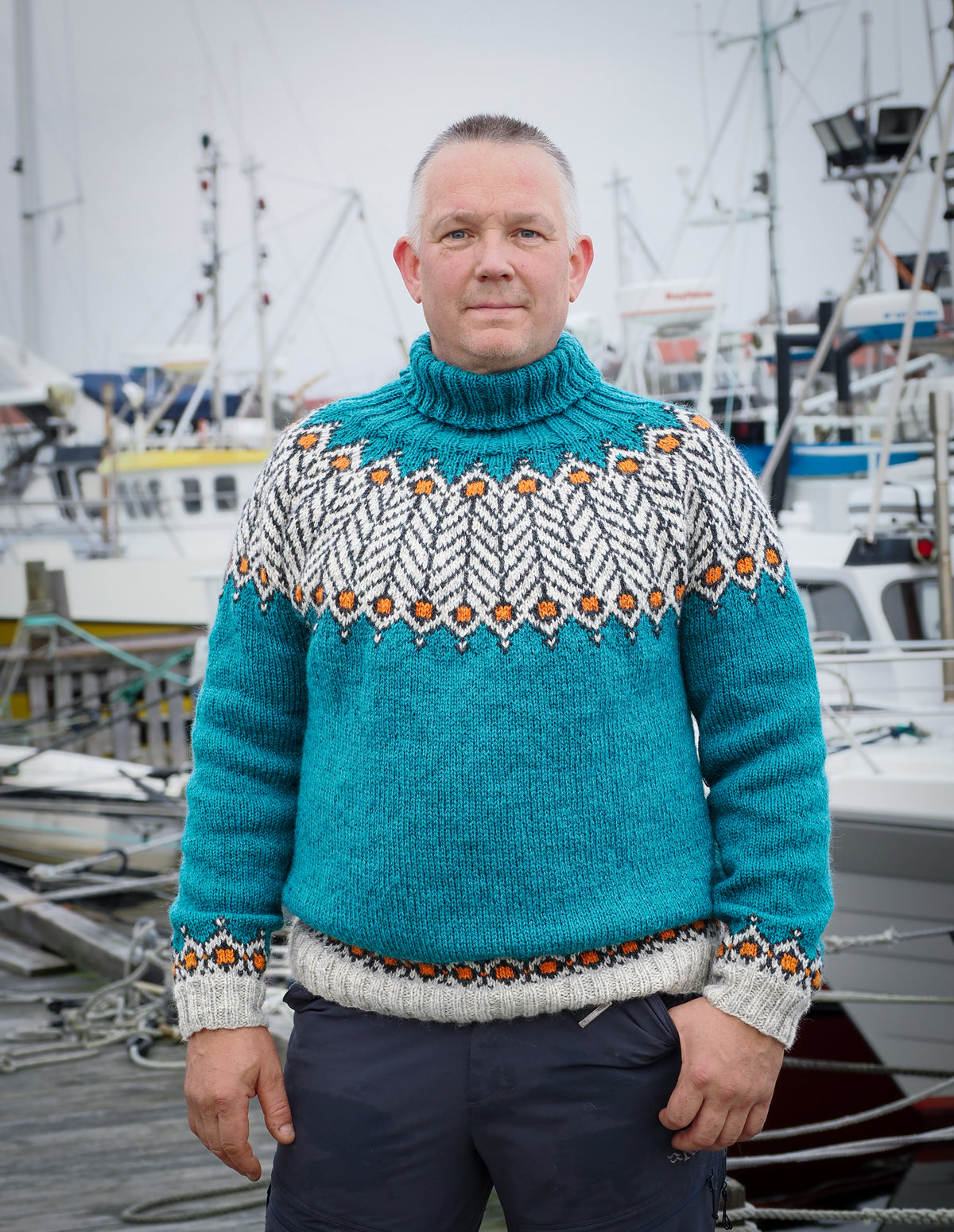 Fiskur - English Knitting Pattern