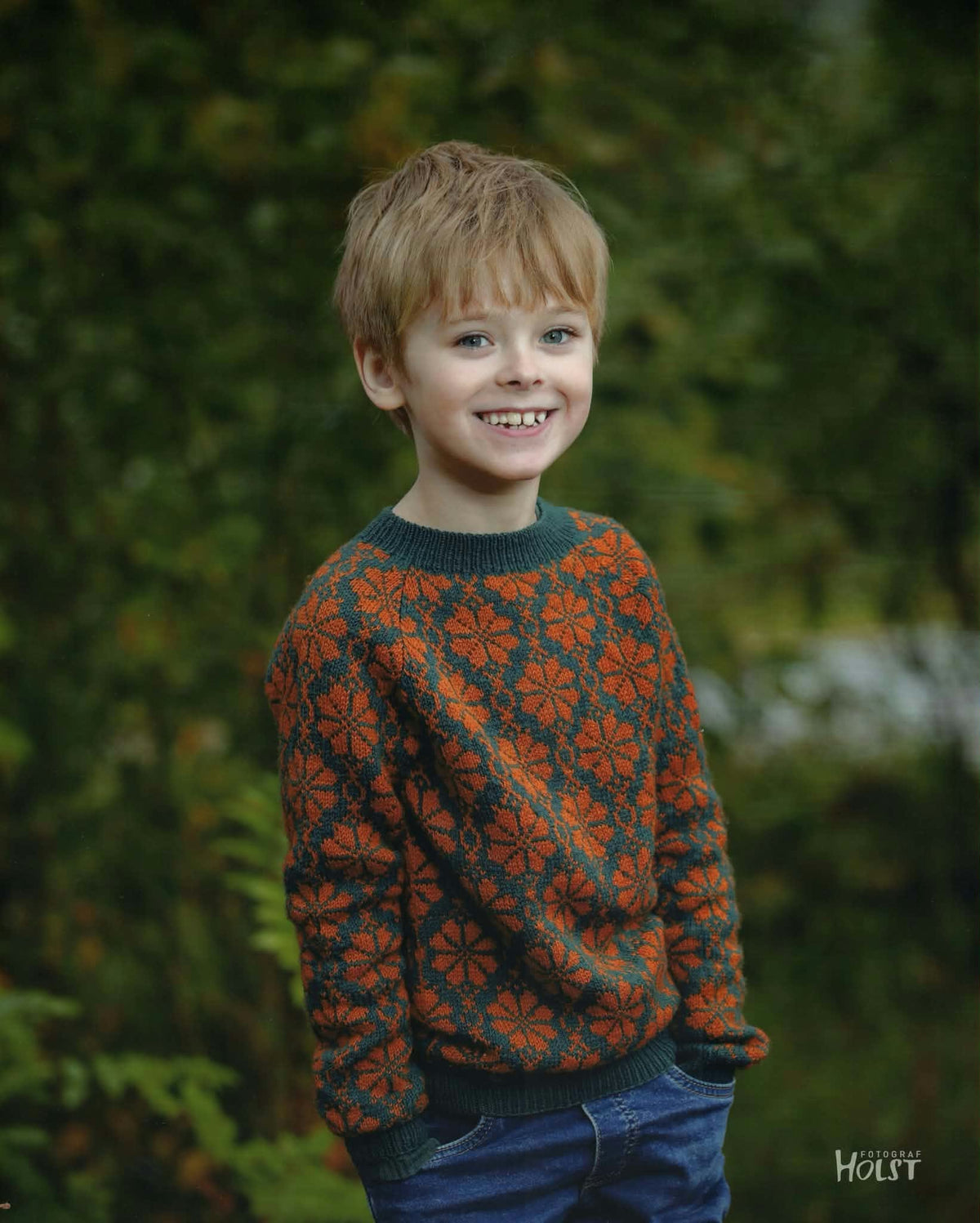 Sirges Báidi - Children's Sweater 2-12 years - English Knitting Pattern